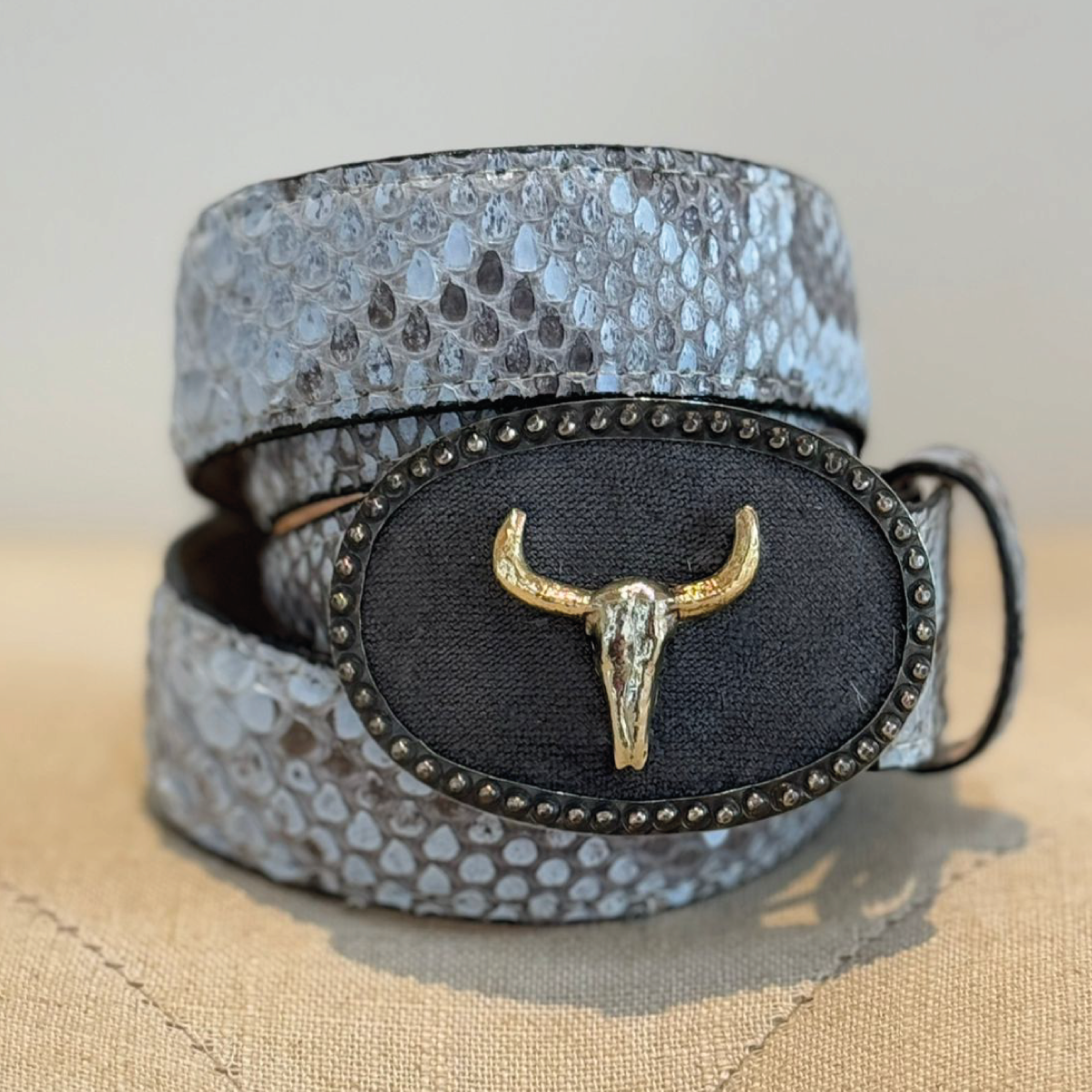 Cinturón piton azul con azul fuerte