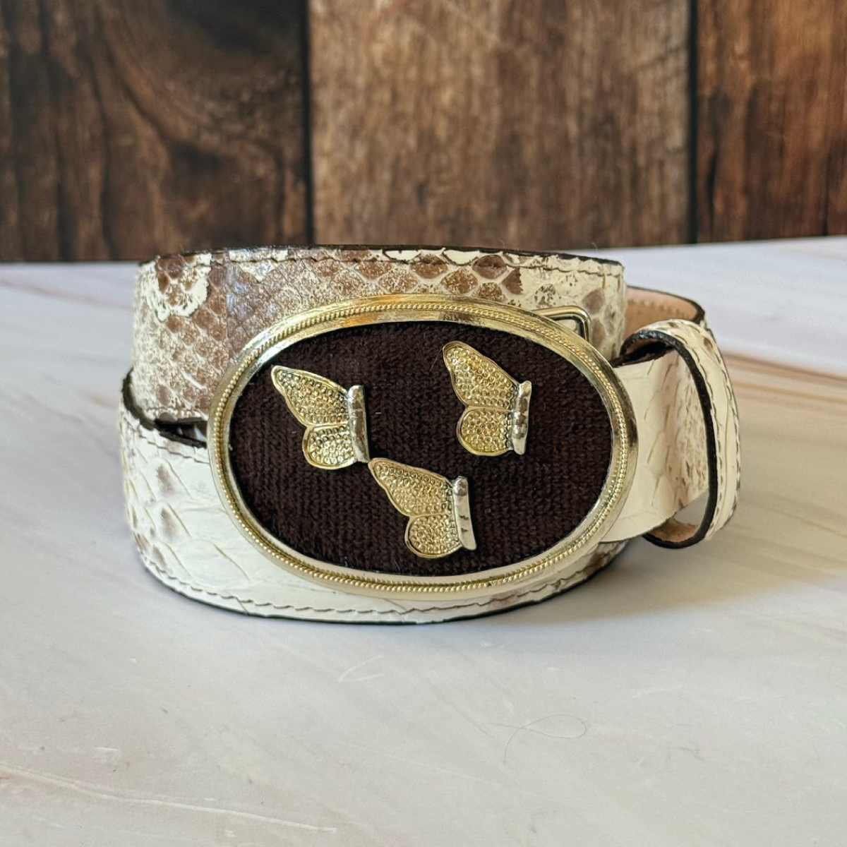 Cinturón blanco 3 mariposas